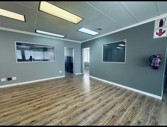 296M² OFFICE TO LET IN RIVONIA